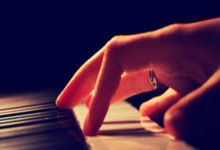 威廉希尔：骑士再取十连胜送黄蜂十连败 爵士力克魔术.